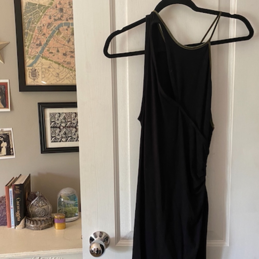 BODY CON DRESS WITH GOLD DETAIL
